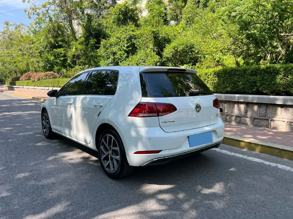 2020 Volkswagen Golf 1.4T 150HP L4 7DCT,autocango,china used car exporter,china ev exporter,chinese used car exporter,chinese used ev exporter
