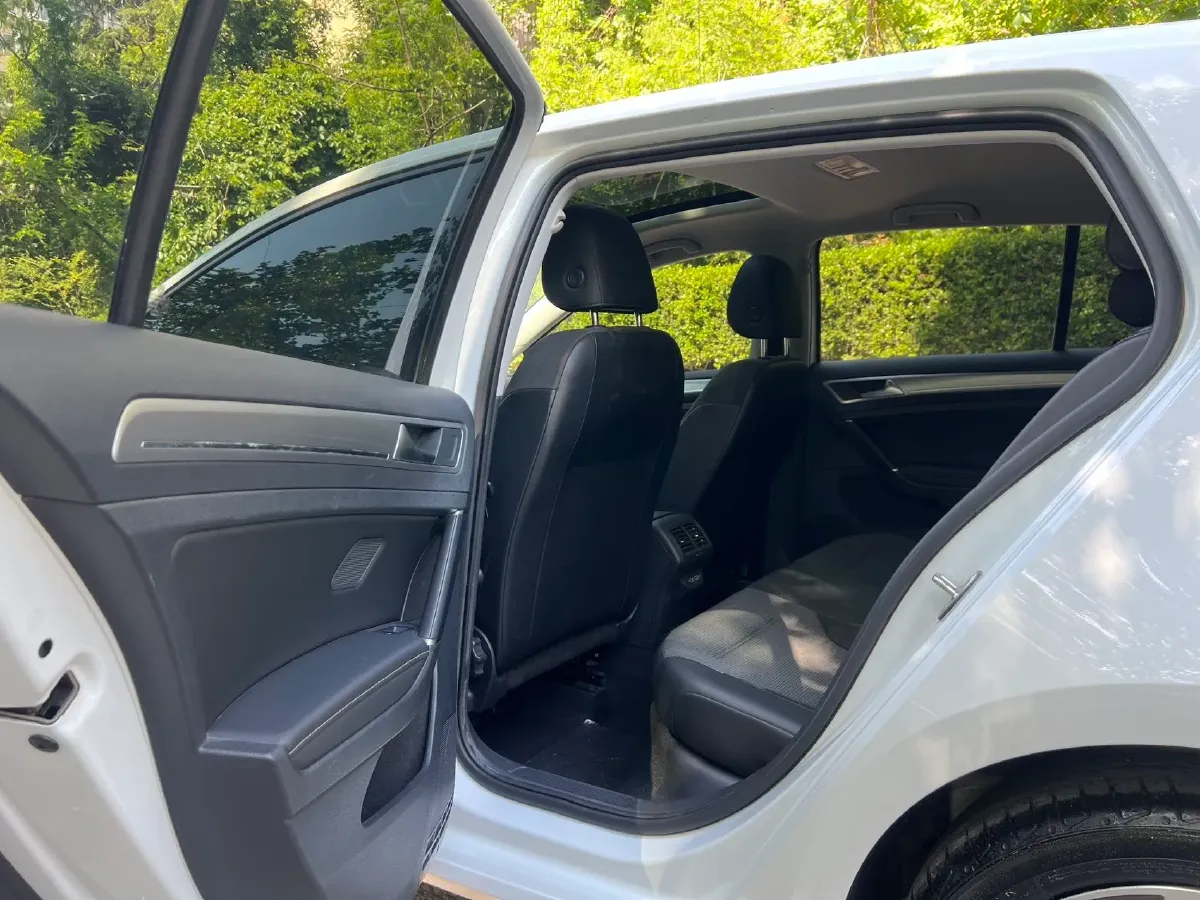 2020 Volkswagen Golf 1.4T 150HP L4 7DCT,autocango,china used car exporter,china ev exporter,chinese used car exporter,chinese used ev exporter