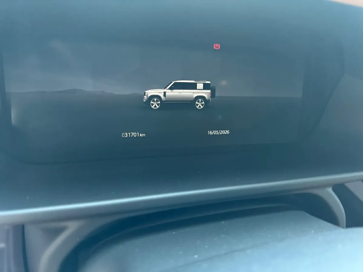 2024 Land Rover Defender 3.0T 400HP L6 8AT,autocango,china used car exporter,china ev exporter,chinese used car exporter,chinese used ev exporter