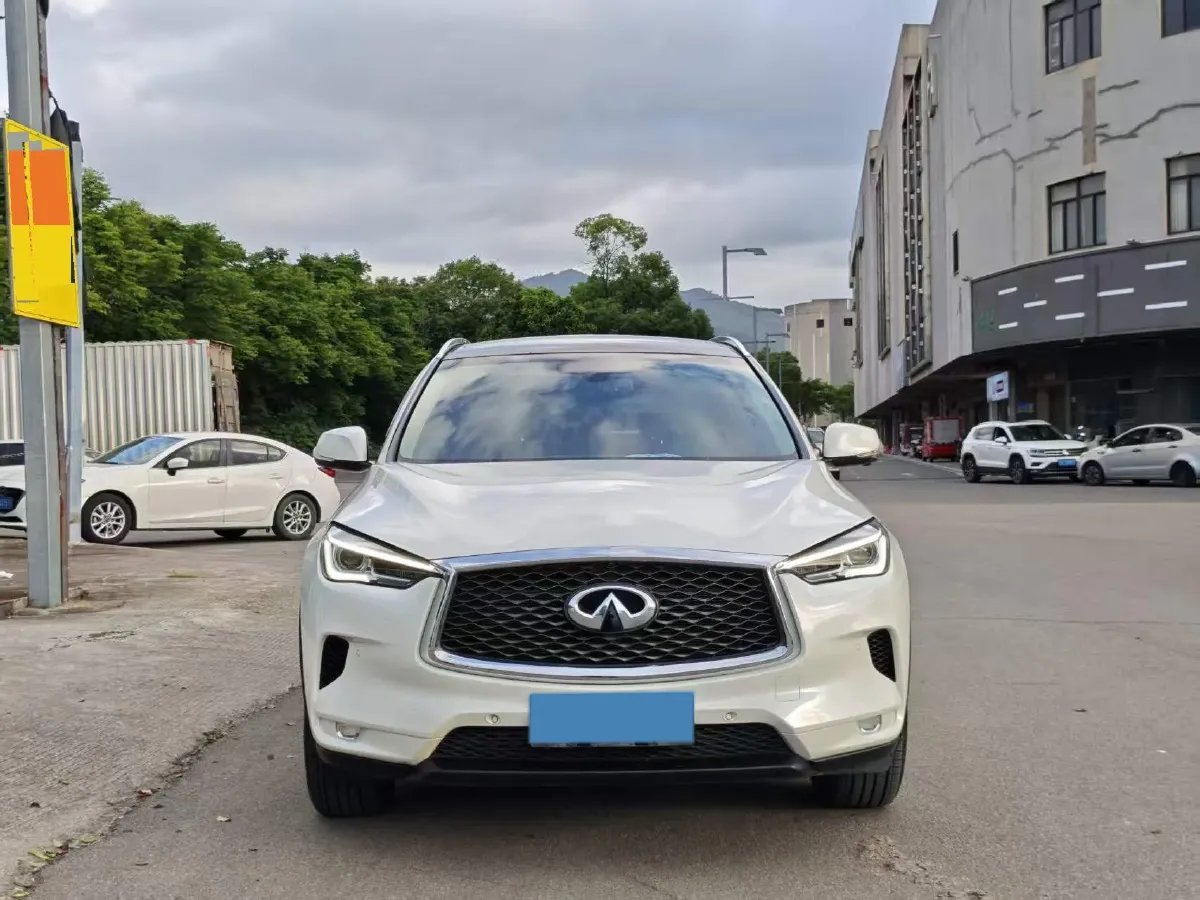 2018 Mitsubishi Pajero 3.0L 174HP V6 5AT,autocango,china used car exporter,china ev exporter,chinese used car exporter,chinese used ev exporter