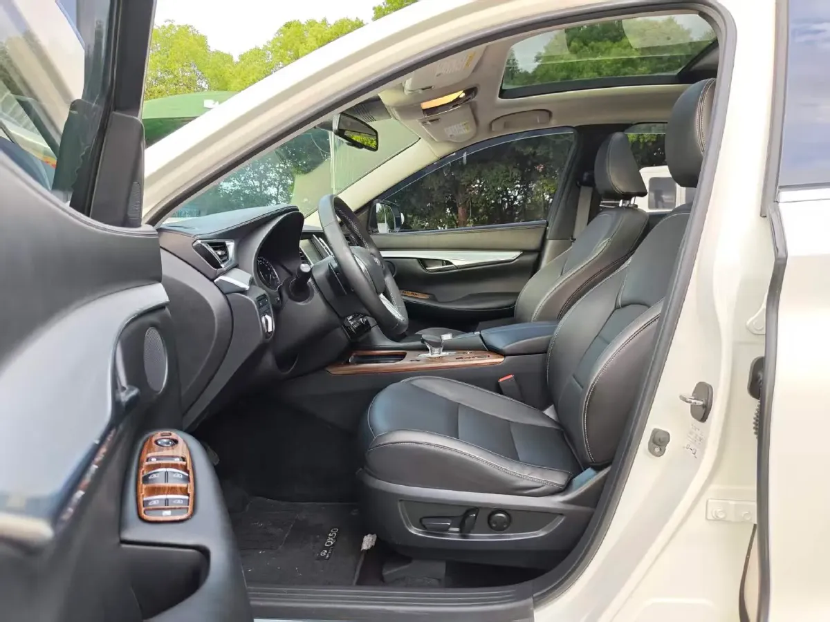 2018 Mitsubishi Pajero 3.0L 174HP V6 5AT,autocango,china used car exporter,china ev exporter,chinese used car exporter,chinese used ev exporter