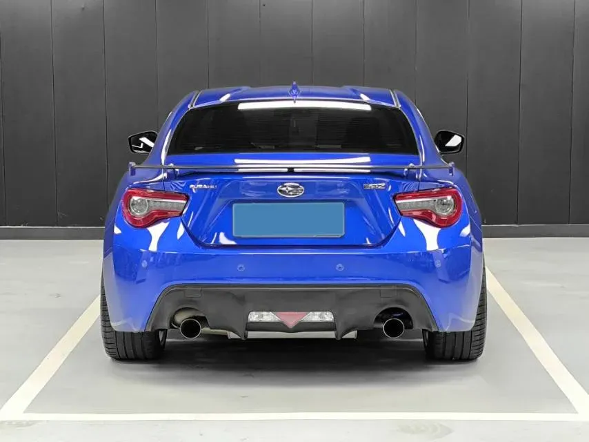 2019 Ford Focus 2.3T 280HP L4 6MT,autocango,china used car exporter,china ev exporter,chinese used car exporter,chinese used ev exporter