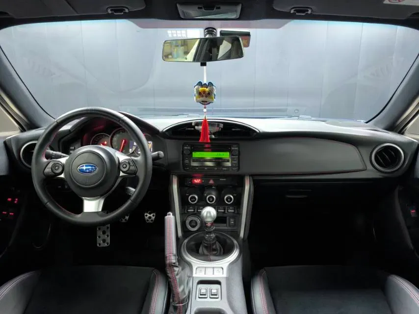 2019 Ford Focus 2.3T 280HP L4 6MT,autocango,china used car exporter,china ev exporter,chinese used car exporter,chinese used ev exporter