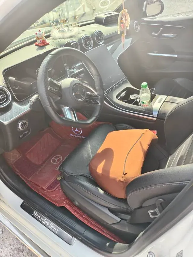 2022 Mercedes-Benz C Class 1.5T 204HP L4 9AT,autocango,china used car exporter,china ev exporter,chinese used car exporter,chinese used ev exporter