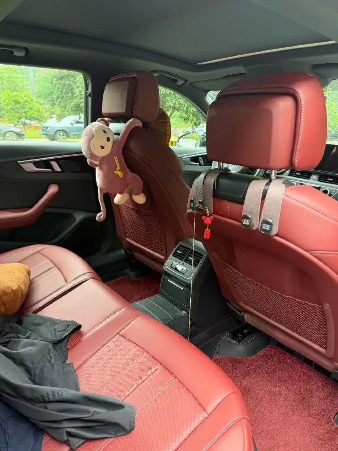 2023 Audi A4L 2.0T 190HP L4 7DCT,autocango,china used car exporter,china ev exporter,chinese used car exporter,chinese used ev exporter