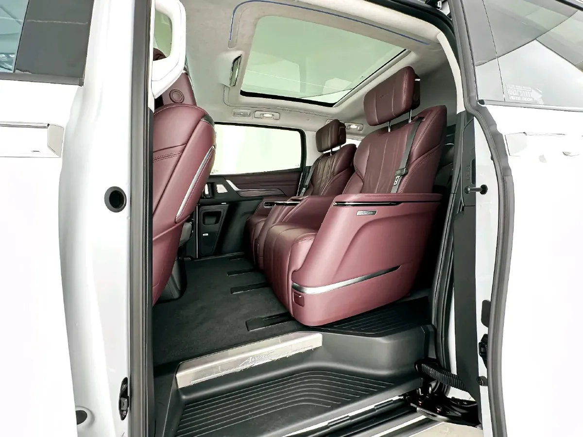 2023 Buick Century 2.0T 237HP L4 9AT,autocango,china used car exporter,china ev exporter,chinese used car exporter,chinese used ev exporter