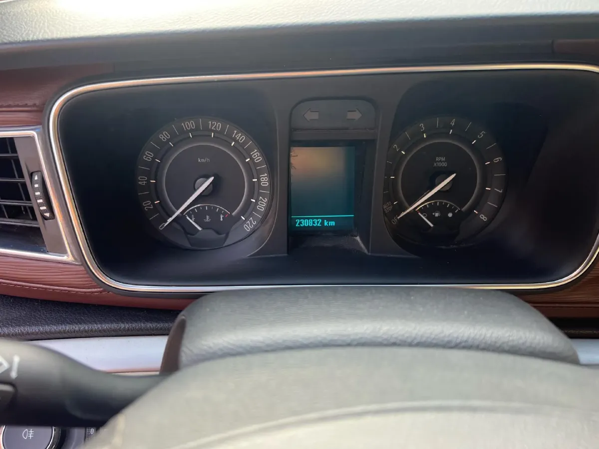 2018 Buick GL8 2.0T 260HP L4 6AT,autocango,china used car exporter,china ev exporter,chinese used car exporter,chinese used ev exporter