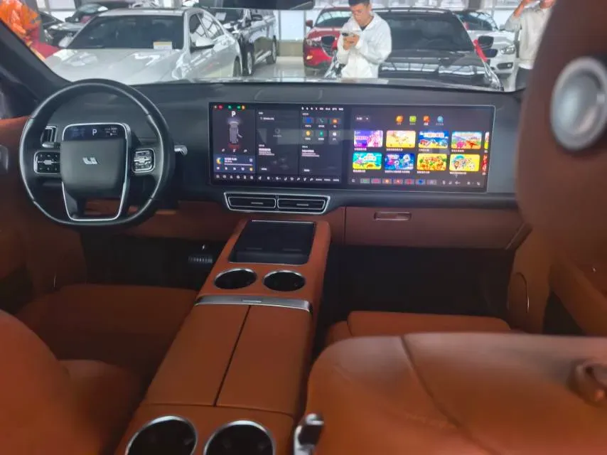 2023 Li L8 Range Extended 154HP REEV 40.9KWH,autocango,china used car exporter,china ev exporter,chinese used car exporter,chinese used ev exporter