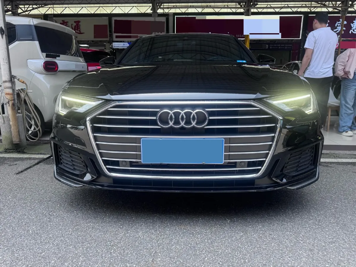 2021 Audi A6L 2.0T 190HP L4 7DCT,autocango,china used car exporter,china ev exporter,chinese used car exporter,chinese used ev exporter