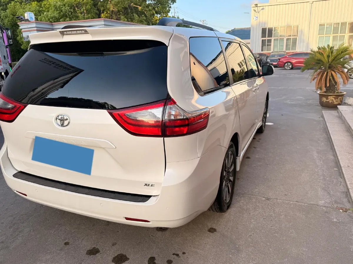 2019 Toyota Avalon 2.0L 178HP L4 CVT,autocango,china used car exporter,china ev exporter,chinese used car exporter,chinese used ev exporter