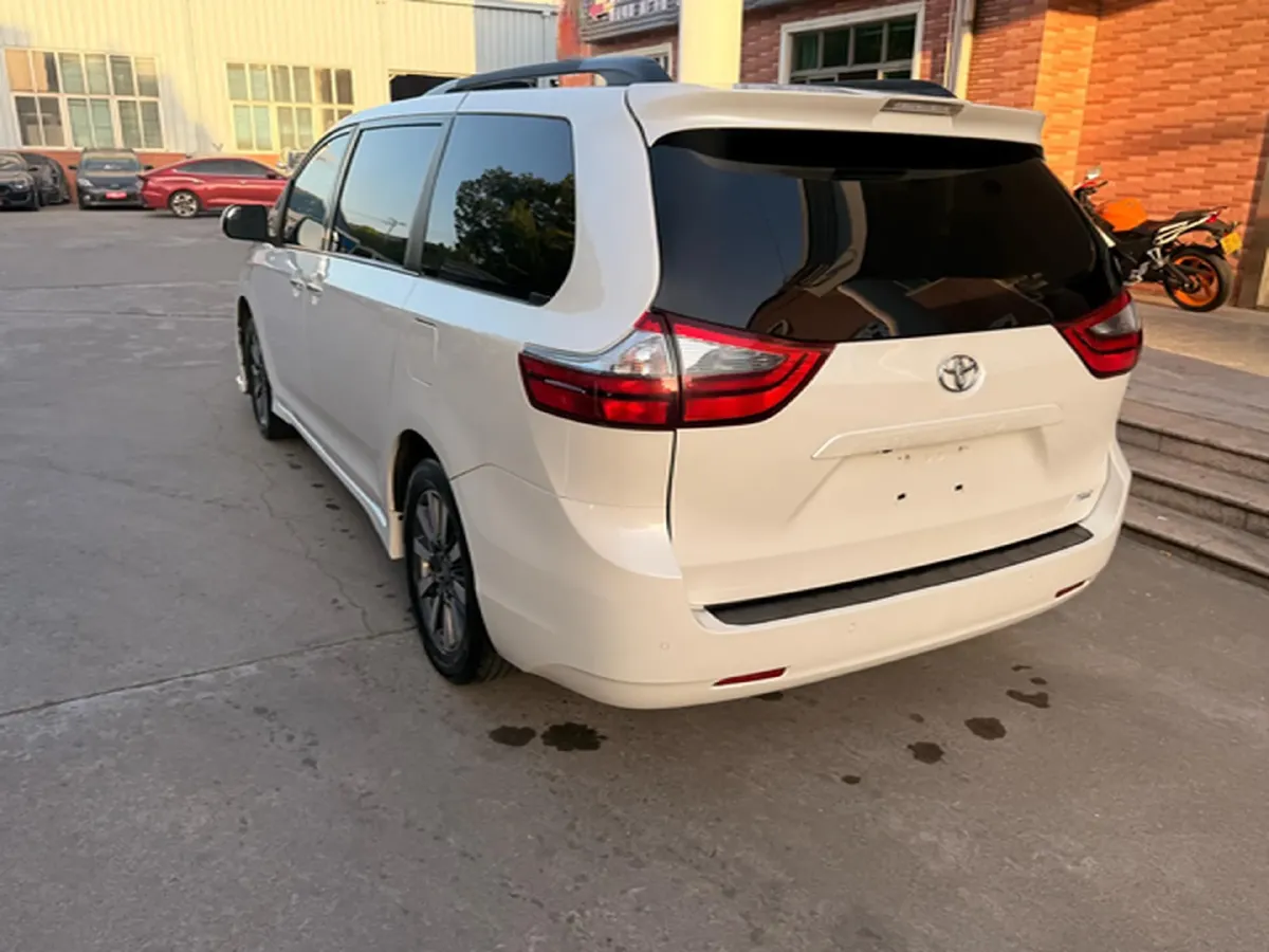 2019 Toyota Avalon 2.0L 178HP L4 CVT,autocango,china used car exporter,china ev exporter,chinese used car exporter,chinese used ev exporter