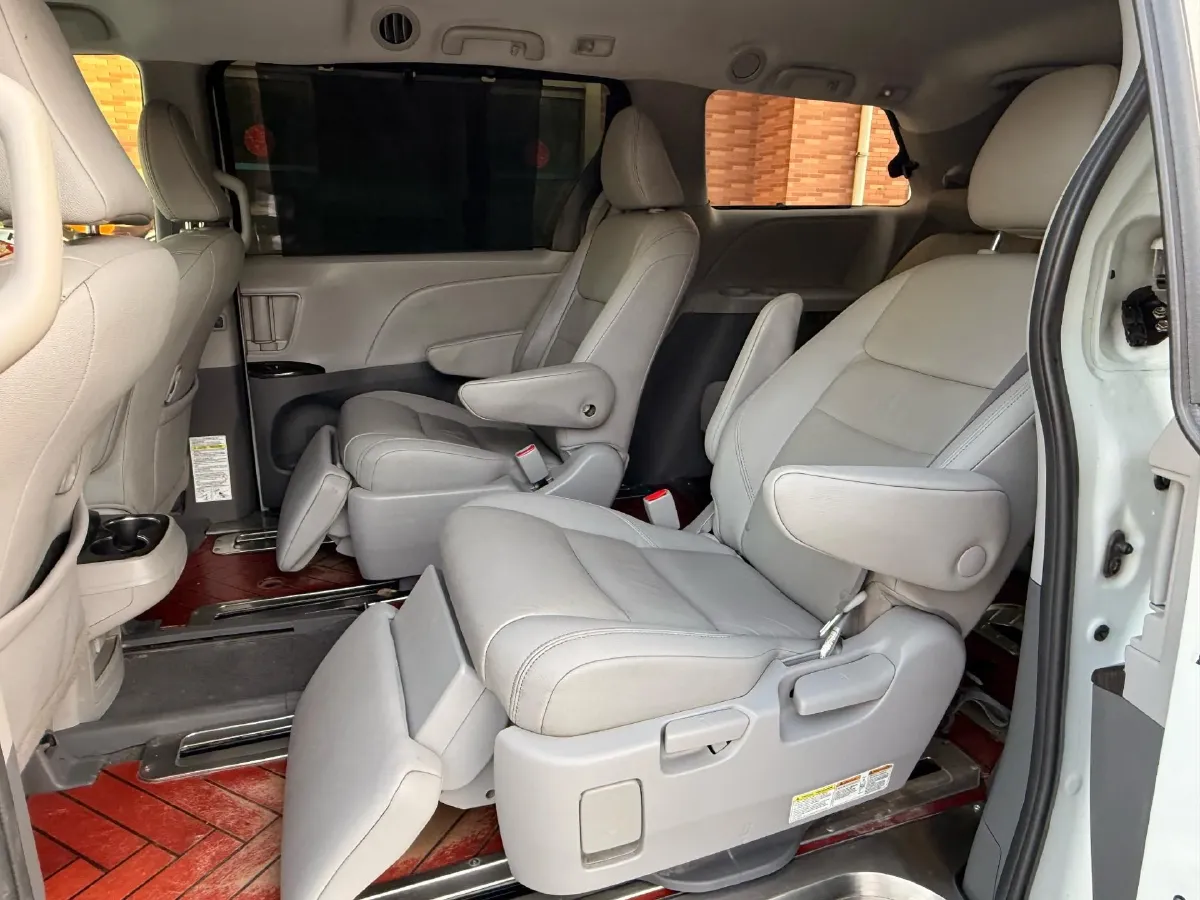 2019 Toyota Avalon 2.0L 178HP L4 CVT,autocango,china used car exporter,china ev exporter,chinese used car exporter,chinese used ev exporter