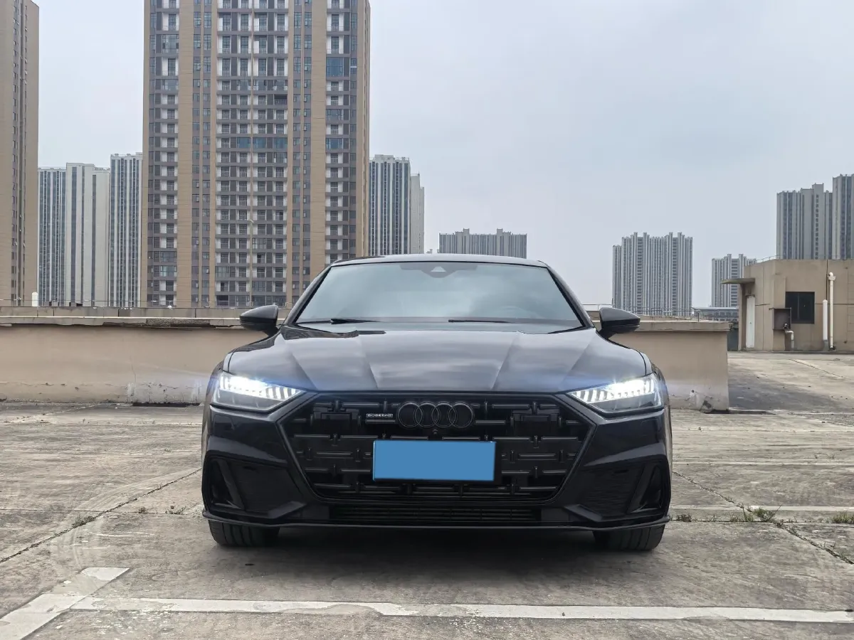 2024 Audi A7L 3.0T 340HP V6 7DCT,autocango,china used car exporter,china ev exporter,chinese used car exporter,chinese used ev exporter