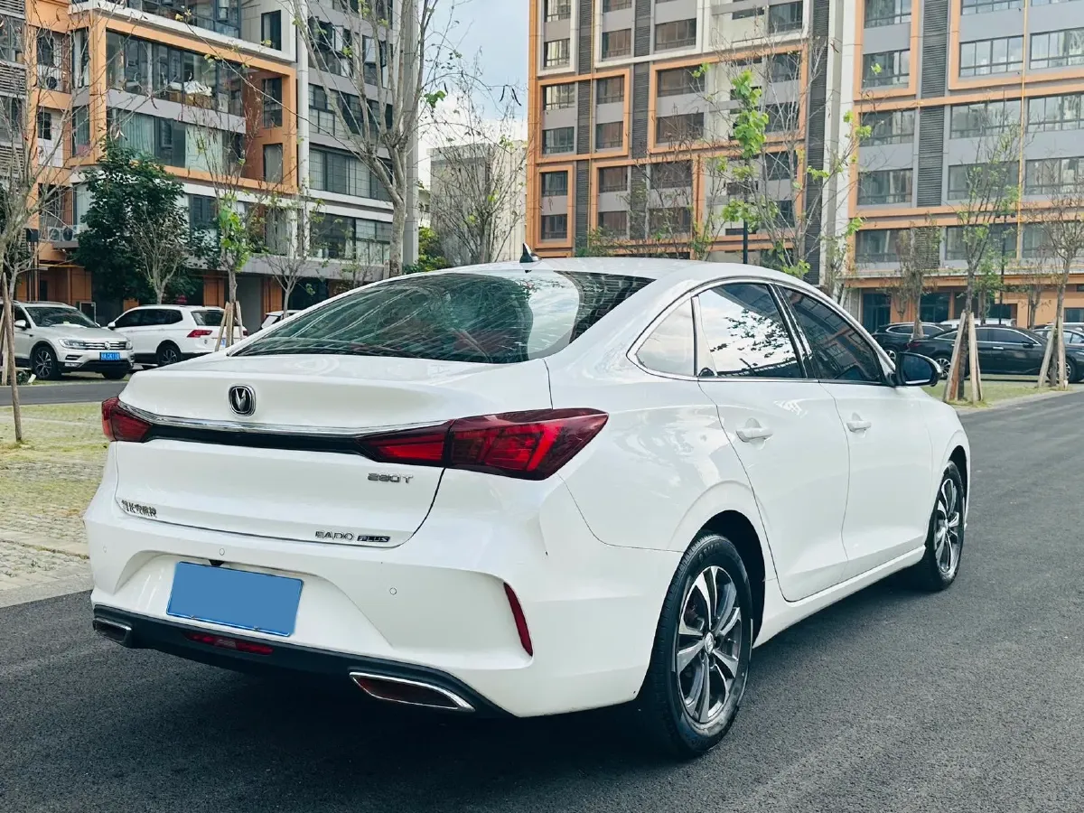 2021 ChangAn Eado 1.4T 160HP L4 7DCT,autocango,china used car exporter,china ev exporter,chinese used car exporter,chinese used ev exporter