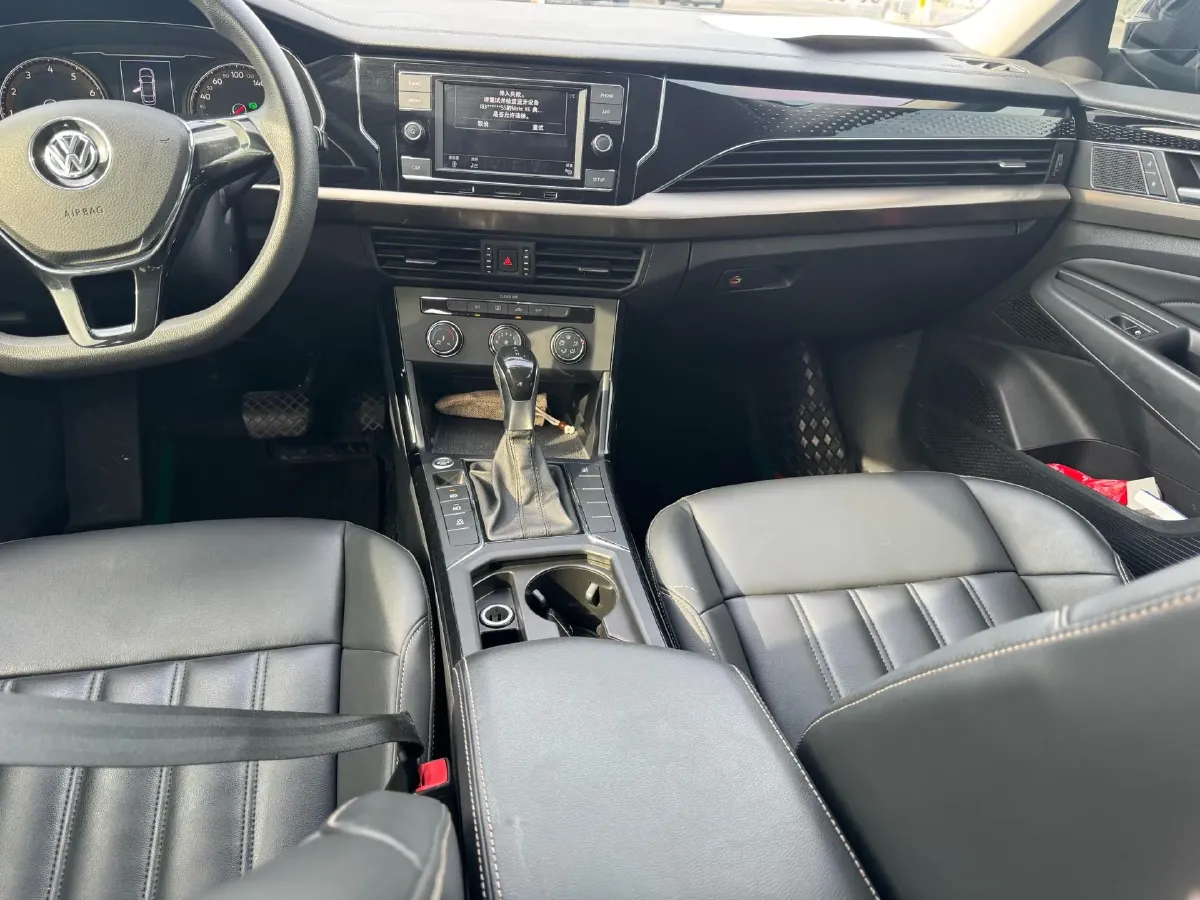 2020 Volkswagen Passat 1.4T 150HP L4 7DCT,autocango,china used car exporter,china ev exporter,chinese used car exporter,chinese used ev exporter