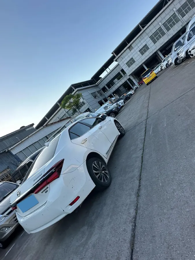 2017 Ford Focus 1.5T 181HP L4 6AT,autocango,china used car exporter,china ev exporter,chinese used car exporter,chinese used ev exporter