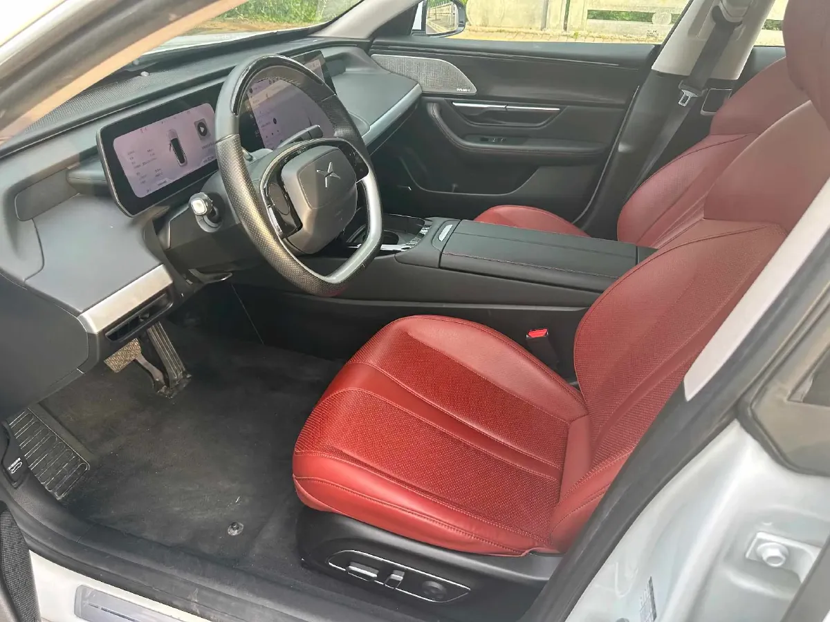 2020 DS 7 1.6T 215HP L4 8AT,autocango,china used car exporter,china ev exporter,chinese used car exporter,chinese used ev exporter