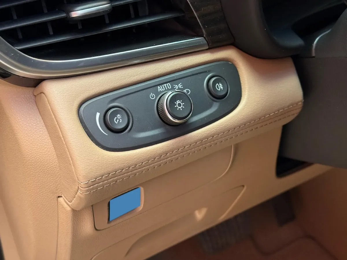 2018 Buick GL8 2.0T 260HP L4 6AT,autocango,china used car exporter,china ev exporter,chinese used car exporter,chinese used ev exporter