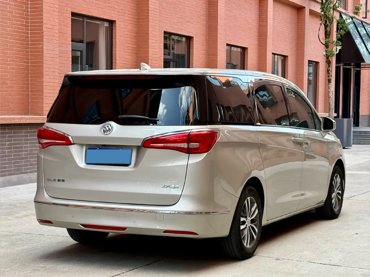 2018 Buick GL8 2.0T 260HP L4 6AT,autocango,china used car exporter,china ev exporter,chinese used car exporter,chinese used ev exporter