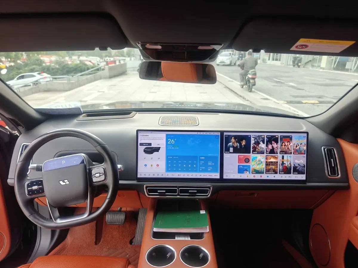 2024 Ford Bronco 2.3T 275HP L4 10AT,autocango,china used car exporter,china ev exporter,chinese used car exporter,chinese used ev exporter