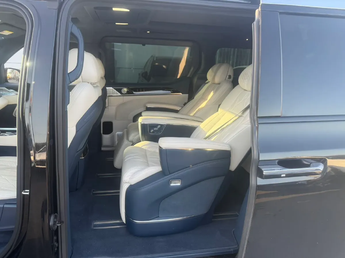 2024 Zeekr 009 BEV 108KWH,autocango,china used car exporter,china ev exporter,chinese used car exporter,chinese used ev exporter