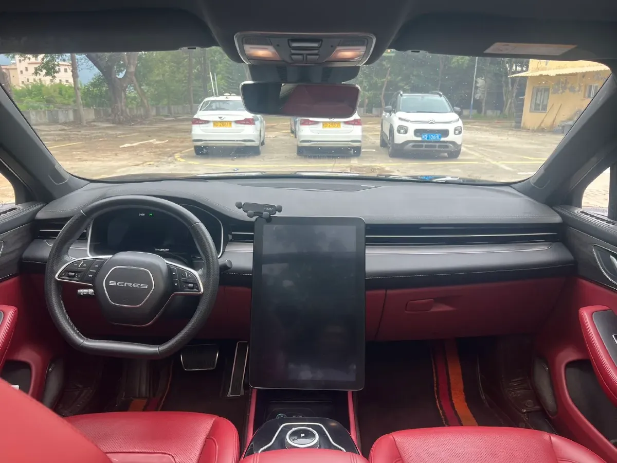 2021 SERES SF5 Range Extended 112HP REEV 35KWH,autocango,china used car exporter,china ev exporter,chinese used car exporter,chinese used ev exporter