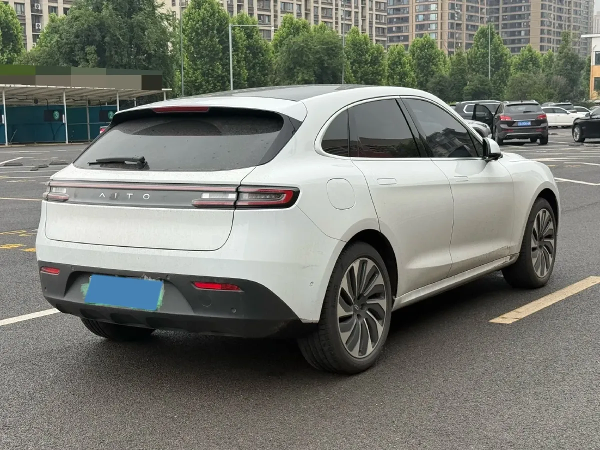 2022 Isuzu Mu-X 2.0T 220HP L4 8AT,autocango,china used car exporter,china ev exporter,chinese used car exporter,chinese used ev exporter