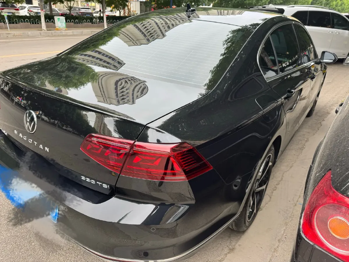 2024 Volkswagen Magotan 2.0T 186HP L4 7DCT,autocango,china used car exporter,china ev exporter,chinese used car exporter,chinese used ev exporter