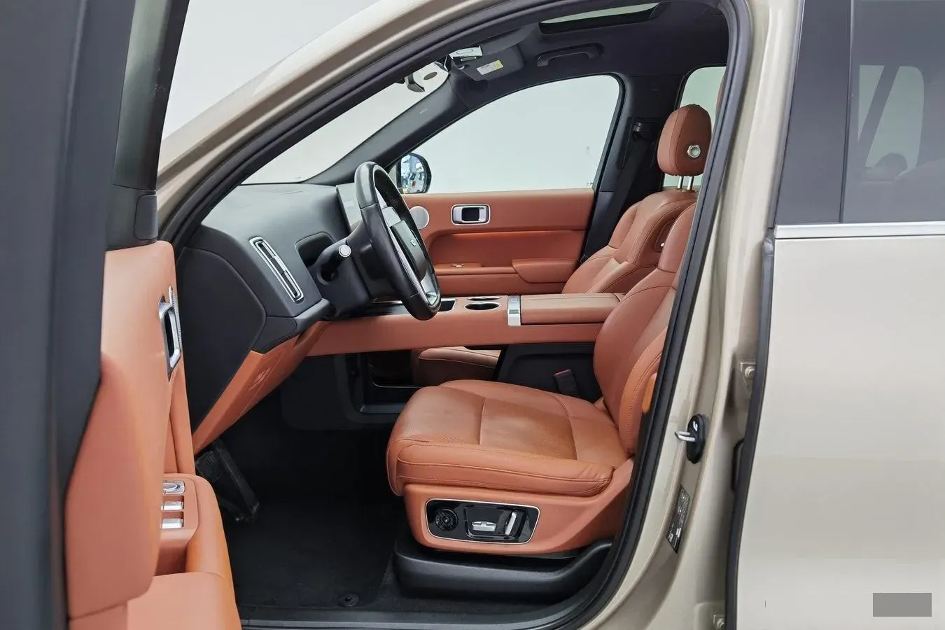 2022 Li L9 Range Extended 154HP REEV 42.6KWH,autocango,china used car exporter,china ev exporter,chinese used car exporter,chinese used ev exporter