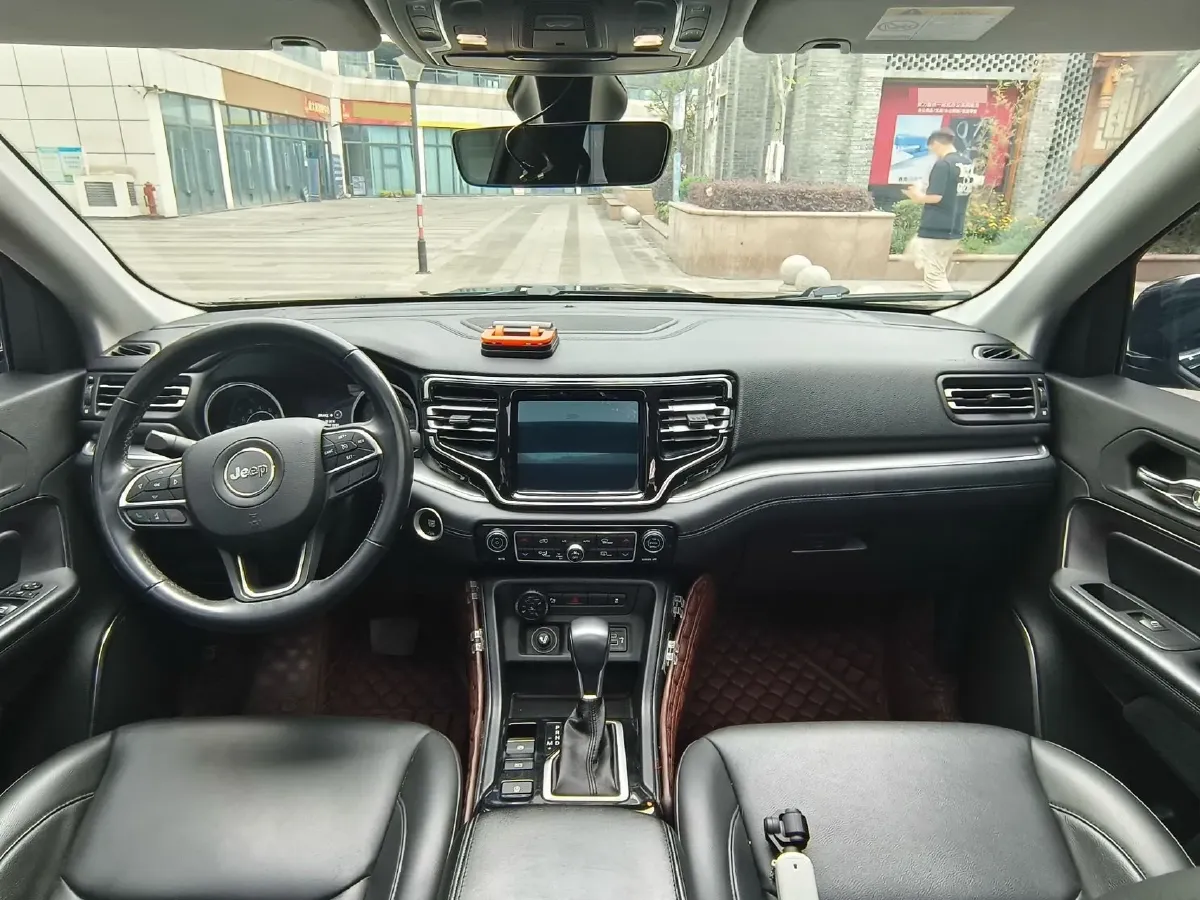 2020 Jeep Grand Commander 2.0T 234HP L4 9AT,autocango,china used car exporter,china ev exporter,chinese used car exporter,chinese used ev exporter