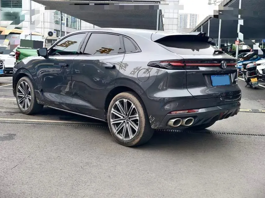 2021 ChangAn UNI-K 2.0T 233HP L4 8AT,autocango,china used car exporter,china ev exporter,chinese used car exporter,chinese used ev exporter