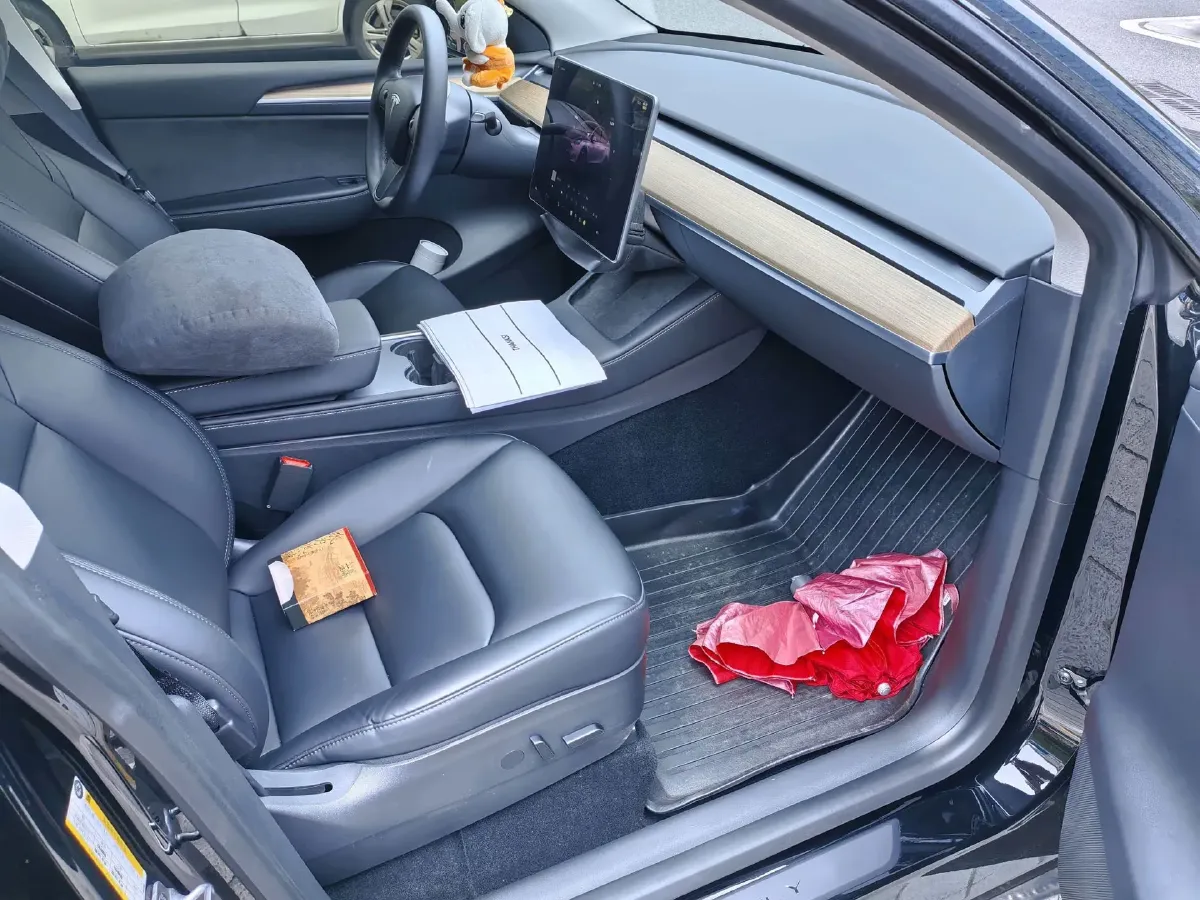 2022 Tesla Model Y BEV 60KWH,autocango,china used car exporter,china ev exporter,chinese used car exporter,chinese used ev exporter
