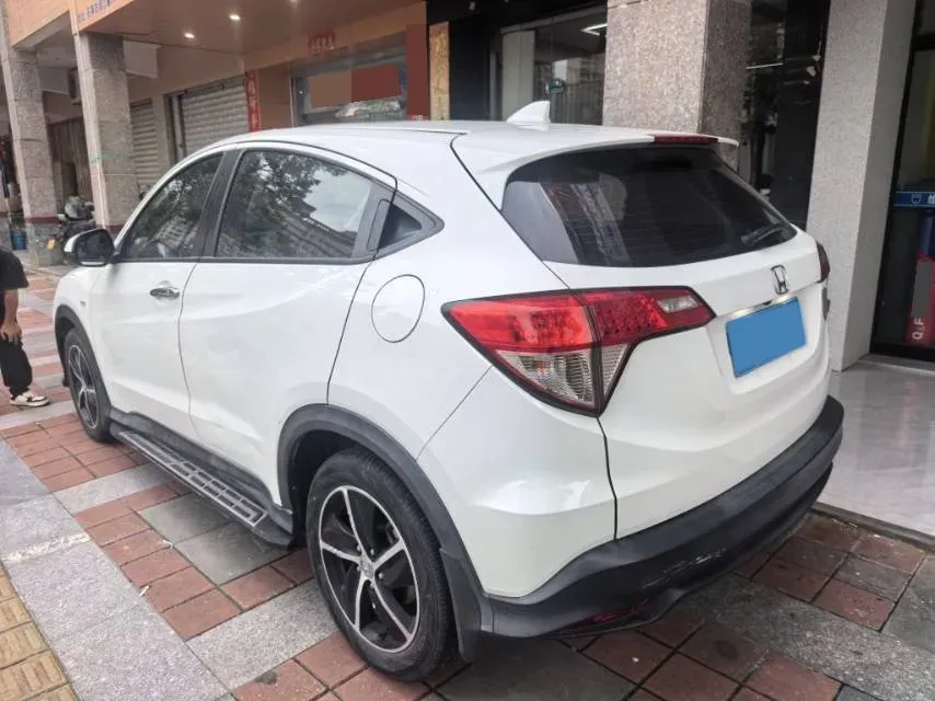 2022 Honda Vezel 1.5L 131HP L4 CVT,autocango,china used car exporter,china ev exporter,chinese used car exporter,chinese used ev exporter