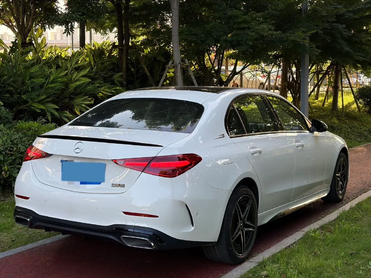 2025 Mercedes-Benz C Class 1.5T 204HP L4 9AT,autocango,china used car exporter,china ev exporter,chinese used car exporter,chinese used ev exporter