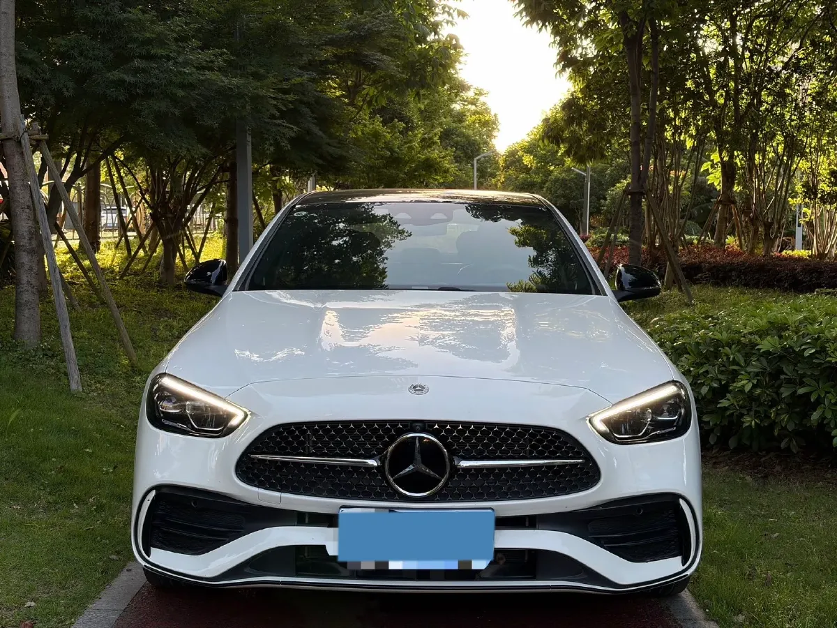 2025 Mercedes-Benz C Class 1.5T 204HP L4 9AT,autocango,china used car exporter,china ev exporter,chinese used car exporter,chinese used ev exporter