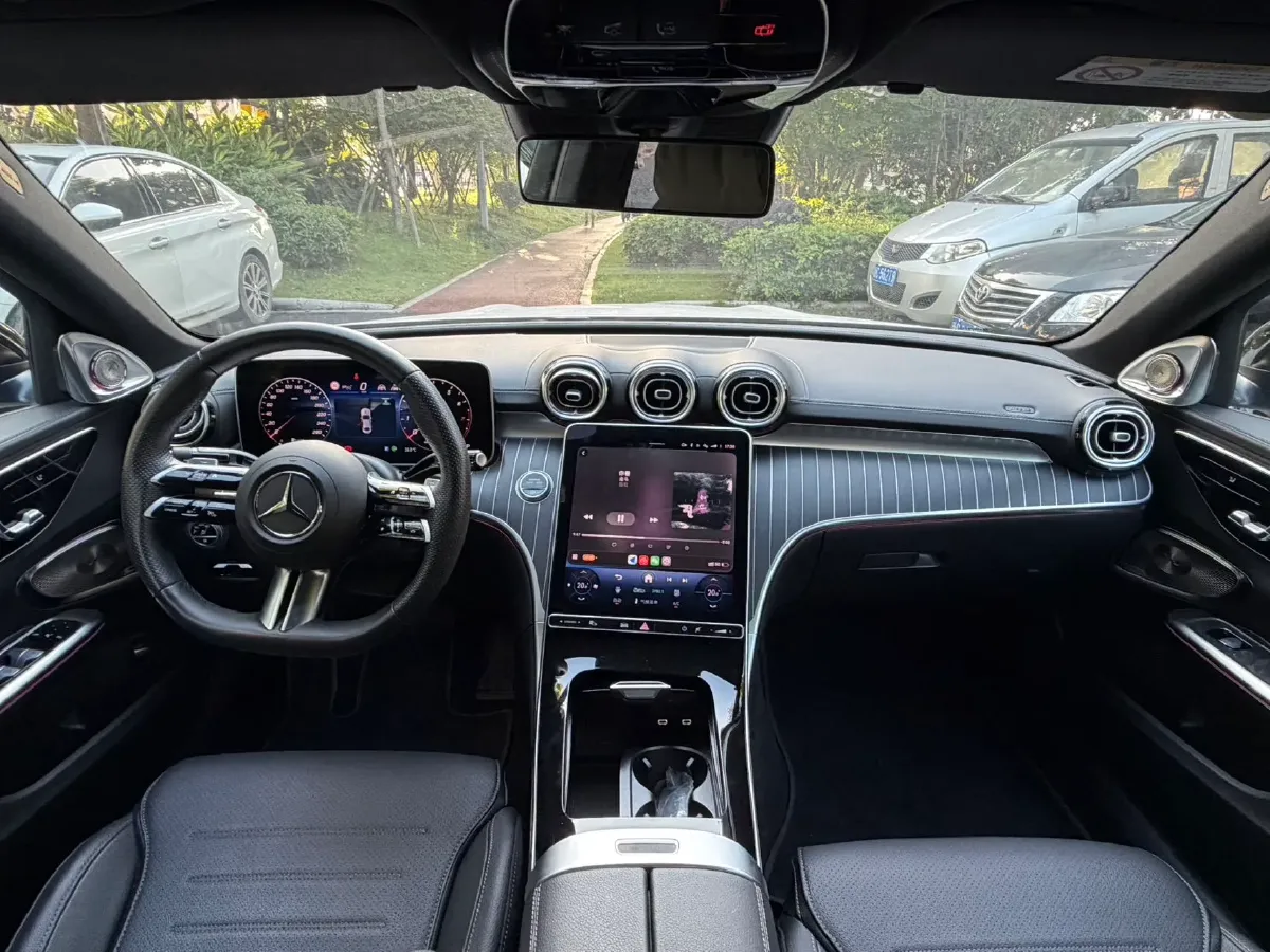 2025 Mercedes-Benz C Class 1.5T 204HP L4 9AT,autocango,china used car exporter,china ev exporter,chinese used car exporter,chinese used ev exporter