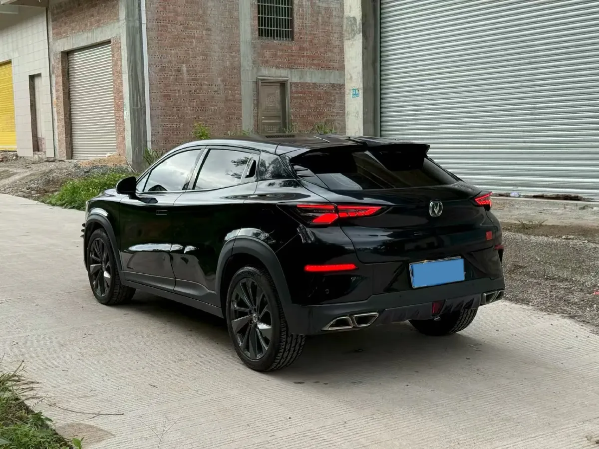 2020 ChangAn UNI-T 1.5T 180HP L4 7DCT,autocango,china used car exporter,china ev exporter,chinese used car exporter,chinese used ev exporter