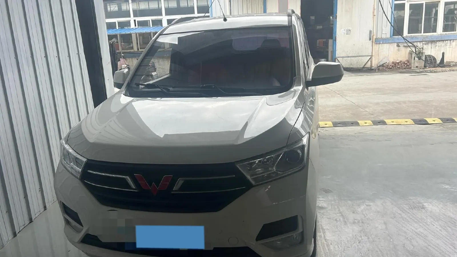 2021 WuLing HongGuang Plus 1.5L 99HP L4 6MT,autocango,china used car exporter,china ev exporter,chinese used car exporter,chinese used ev exporter