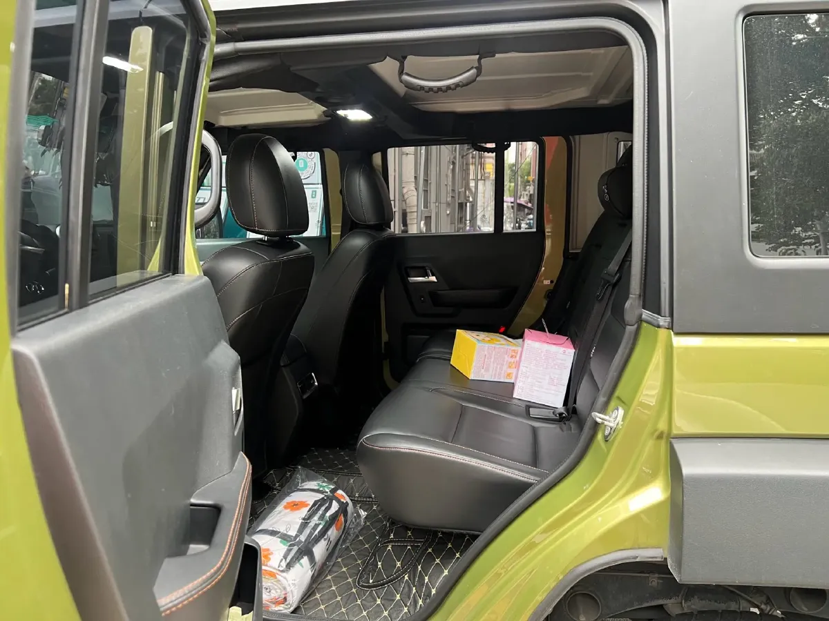 2017 Beijing BJ40 2.3T 250HP L4 6AT,autocango,china used car exporter,china ev exporter,chinese used car exporter,chinese used ev exporter