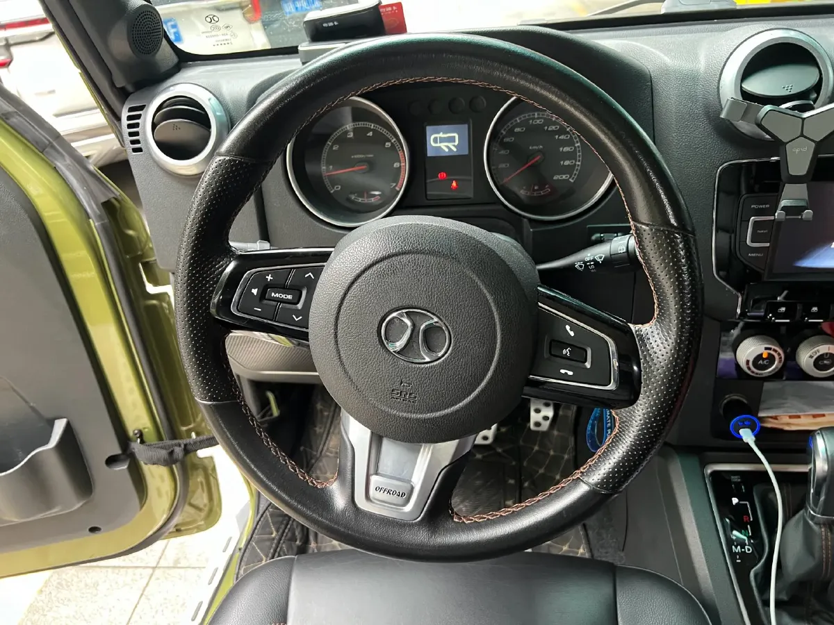 2017 Beijing BJ40 2.3T 250HP L4 6AT,autocango,china used car exporter,china ev exporter,chinese used car exporter,chinese used ev exporter