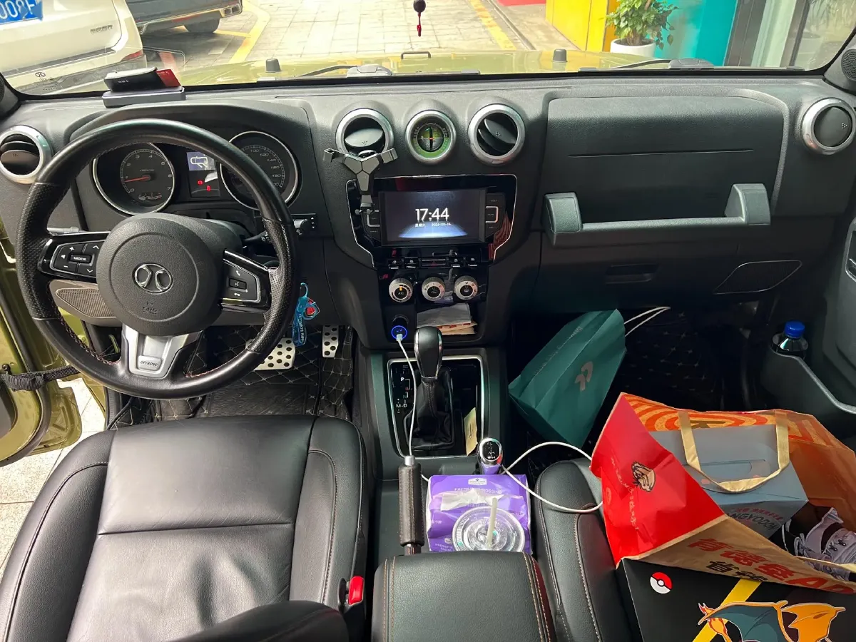 2017 Beijing BJ40 2.3T 250HP L4 6AT,autocango,china used car exporter,china ev exporter,chinese used car exporter,chinese used ev exporter