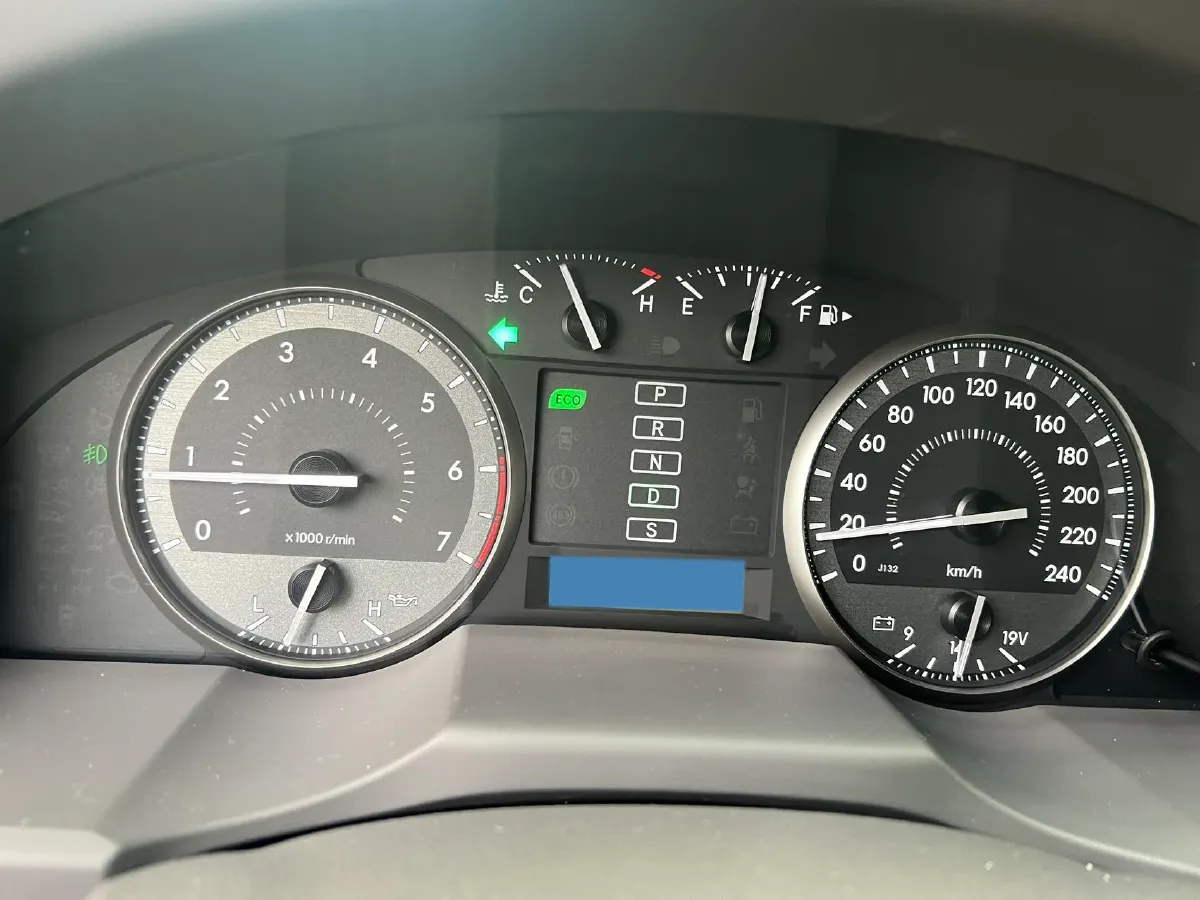 2019 Chevrolet Trax 1.0T 125HP L3 6AT,autocango,china used car exporter,china ev exporter,chinese used car exporter,chinese used ev exporter