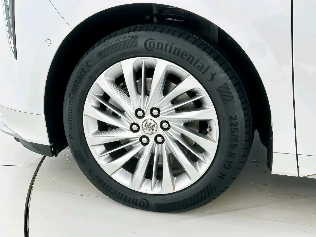 2023 Buick Century 2.0T 237HP L4 9AT,autocango,china used car exporter,china ev exporter,chinese used car exporter,chinese used ev exporter