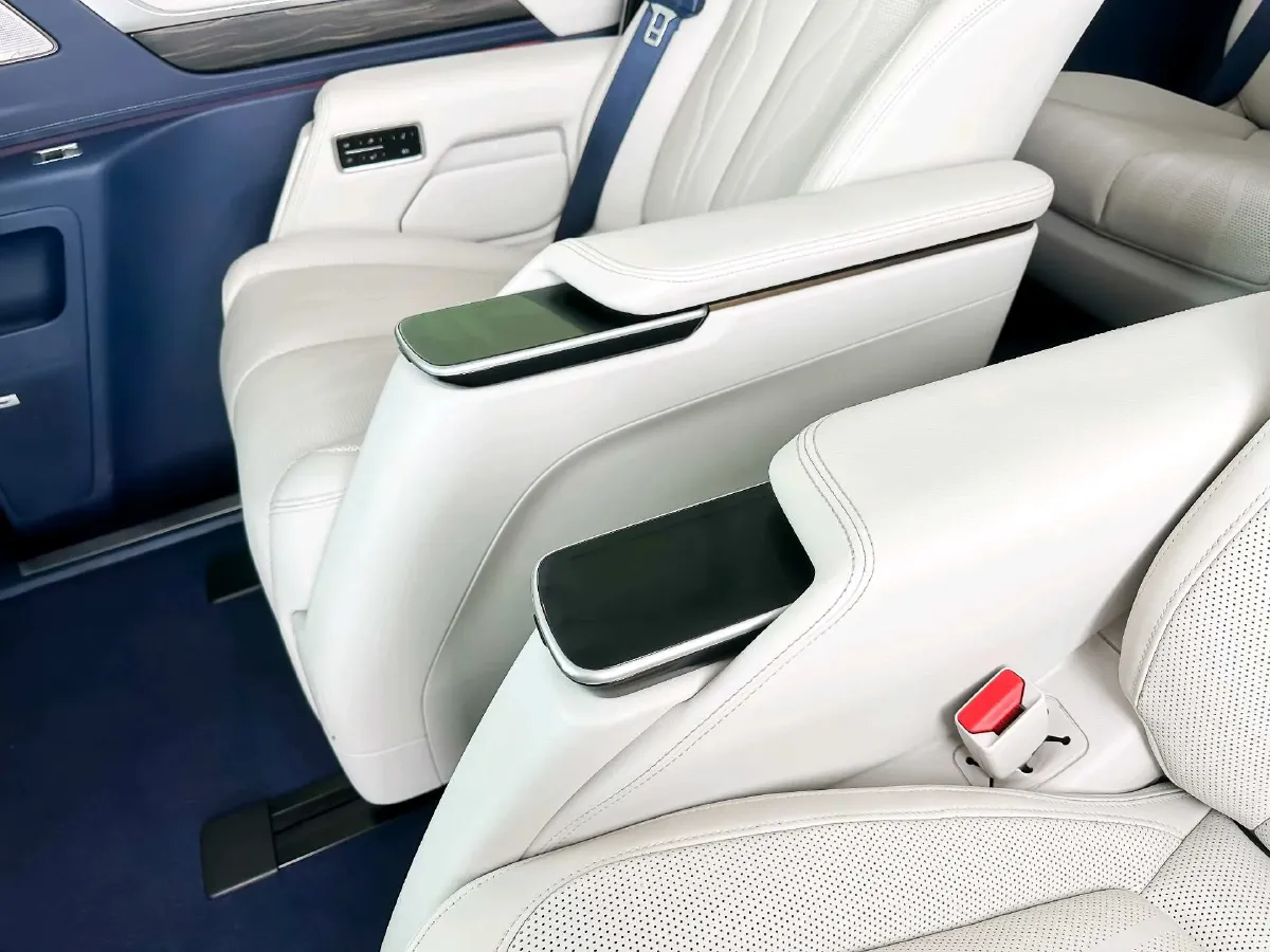 2023 Buick Century 2.0T 237HP L4 9AT,autocango,china used car exporter,china ev exporter,chinese used car exporter,chinese used ev exporter