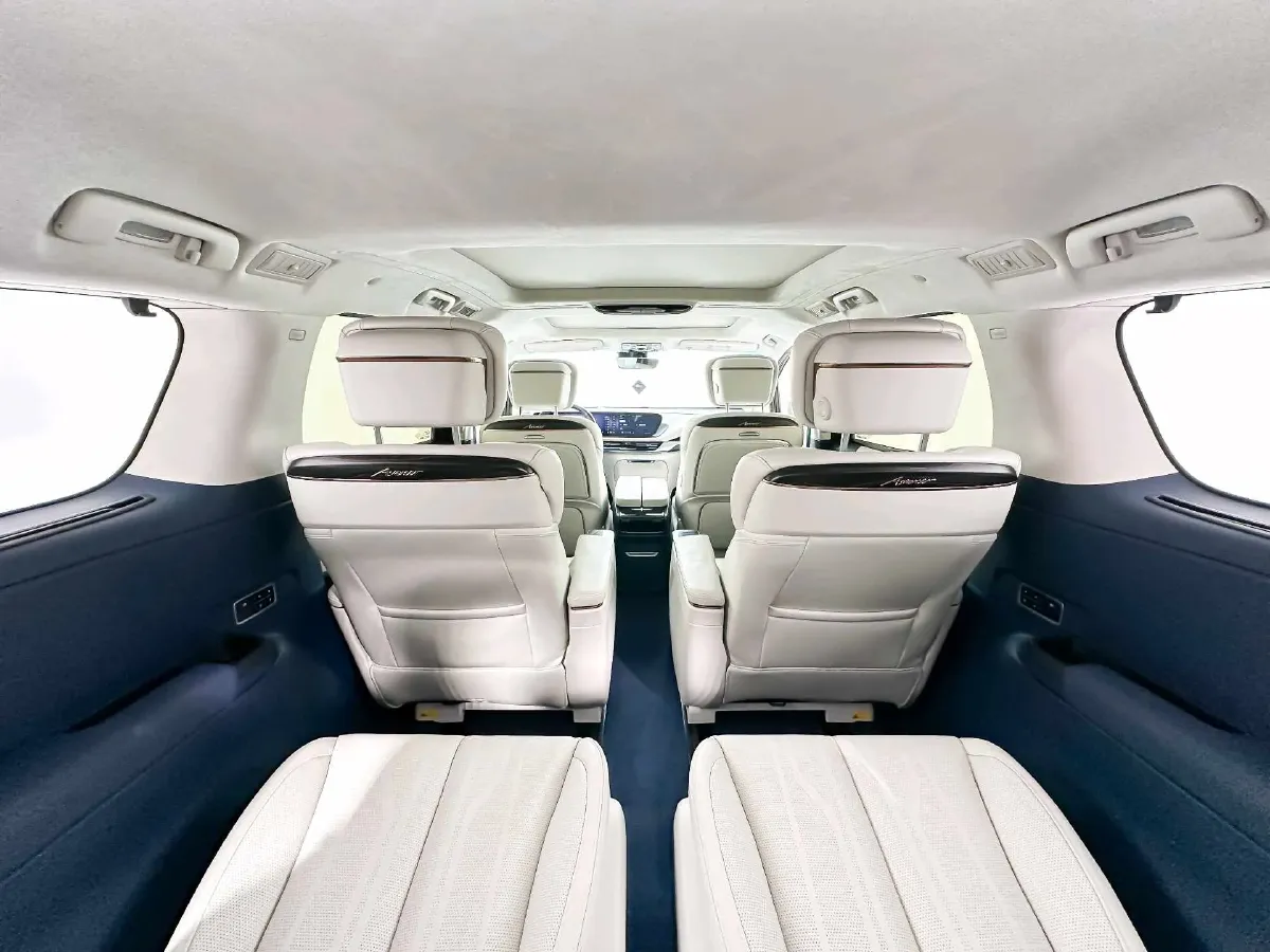 2023 Buick Century 2.0T 237HP L4 9AT,autocango,china used car exporter,china ev exporter,chinese used car exporter,chinese used ev exporter