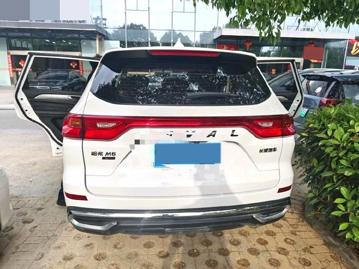 2023 Haval M6 1.5T 150HP L4 7DCT,autocango,china used car exporter,china ev exporter,chinese used car exporter,chinese used ev exporter