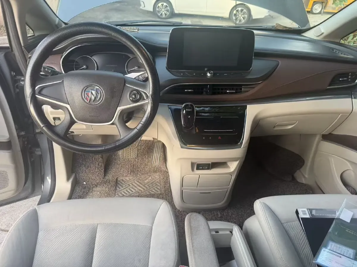 2022 Buick GL8 2.0T 237HP L4 9AT,autocango,china used car exporter,china ev exporter,chinese used car exporter,chinese used ev exporter