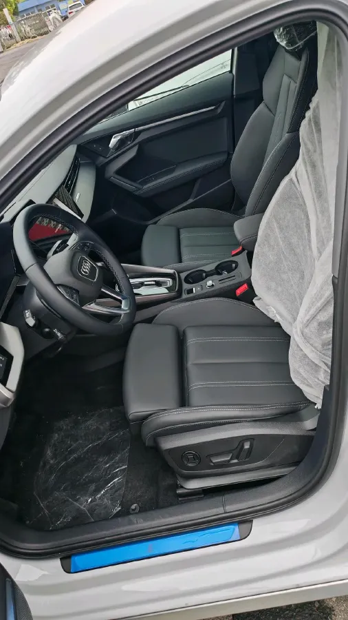 2025 Audi A3 1.5T 160HP L4 7DCT,autocango,china used car exporter,china ev exporter,chinese used car exporter,chinese used ev exporter