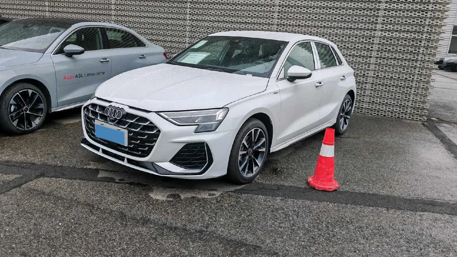 2025 Audi A3 1.5T 160HP L4 7DCT,autocango,china used car exporter,china ev exporter,chinese used car exporter,chinese used ev exporter