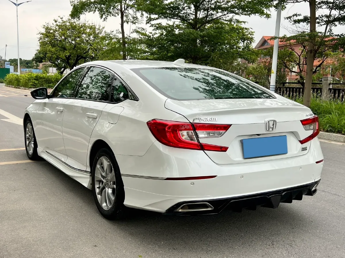 2018 Honda Accord 1.5T 194HP L4 CVT,autocango,china used car exporter,china ev exporter,chinese used car exporter,chinese used ev exporter